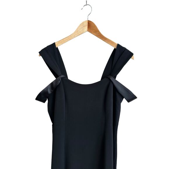 Halston Heritage Cold Shoulder Fitted Crepe Gown Thigh High Slit in Black Size 6 - Picture 8 of 16